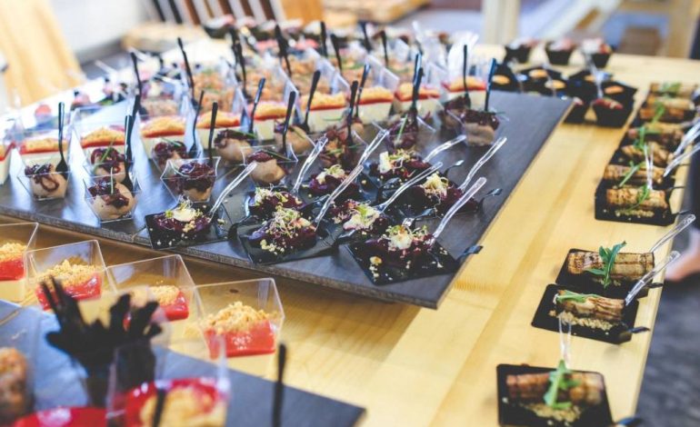 How to Choose the Best Food to Cater for a Party